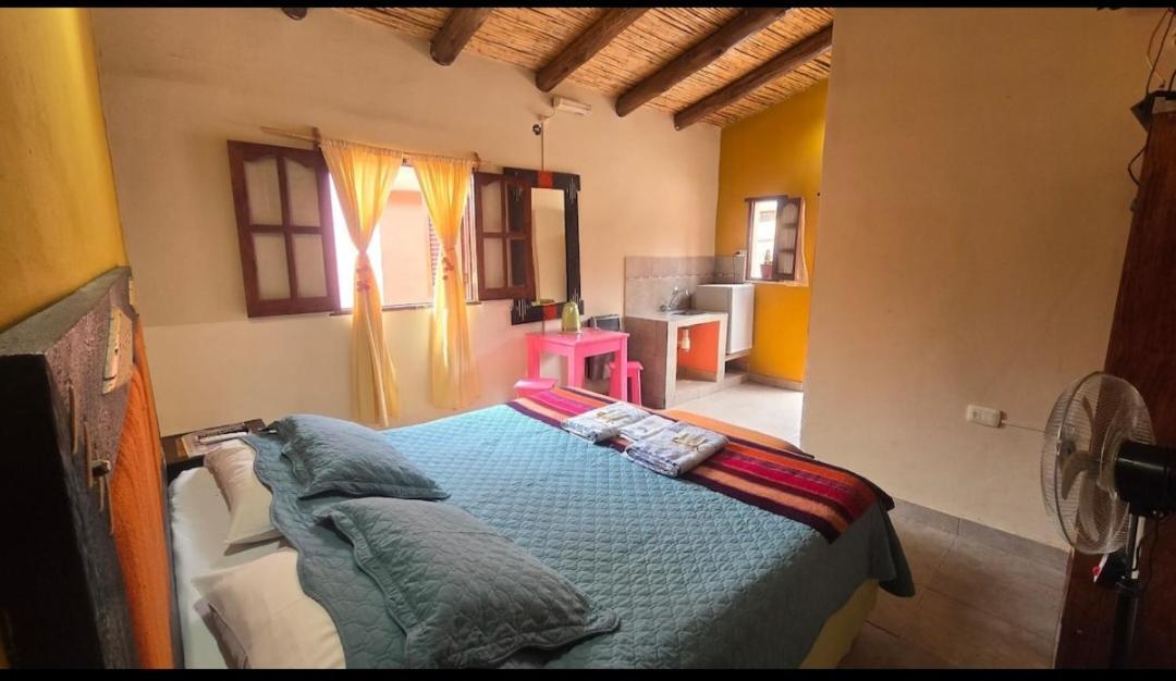 Hostal Paseo De Los Colorados Purmamarca Pokoj fotografie